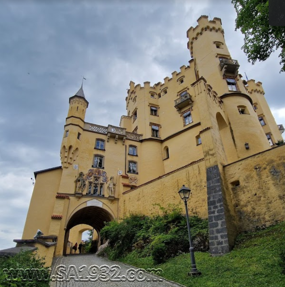 قلعة   Hohenschwangau Castle