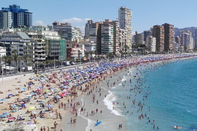 بنيدورم Benidorm أليكانتي إسبانيا