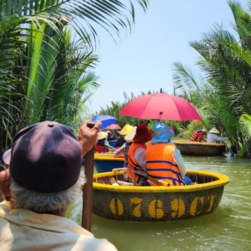 Làng Dừa Xanh Coconut Basket Boat Tour