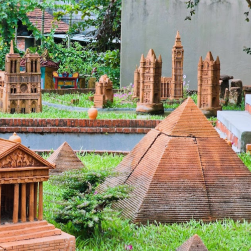 Thanh Hà Terracotta Park